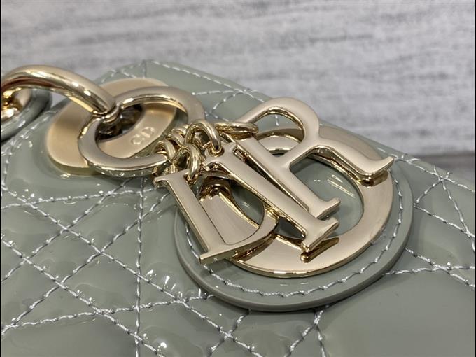 2025228Y600P20565555