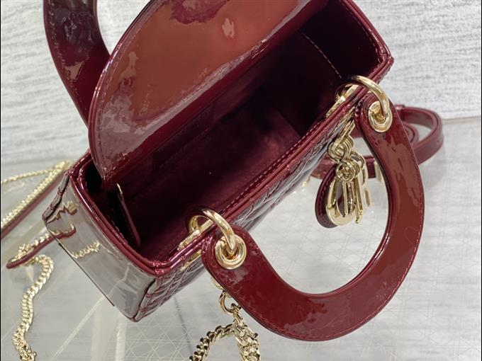 2025228Y600P20566171