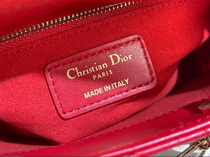 2025228Y600P20567190