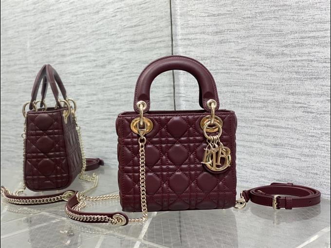 2025228Y600P20567719