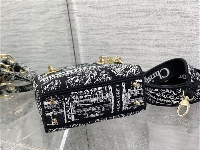 2025228Y600P20569243