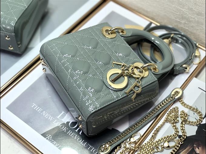 2025228Y600P212512325