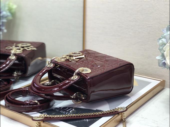 2025228Y600P21251245