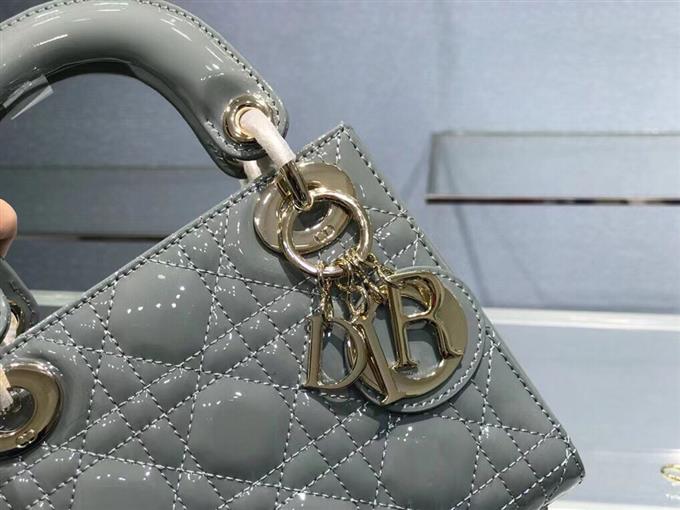 2025228Y600P212512611