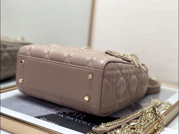 2025228Y600P212518778