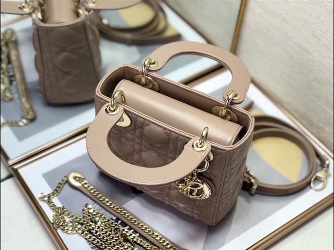 2025228Y600P212518795