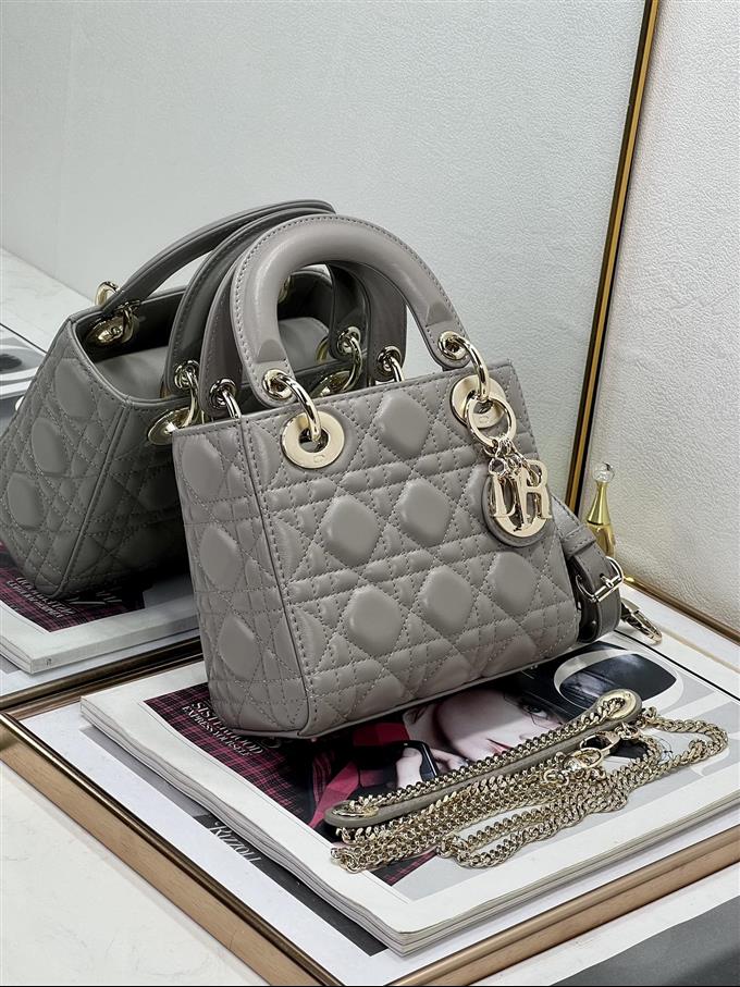 2025228Y600P212519279