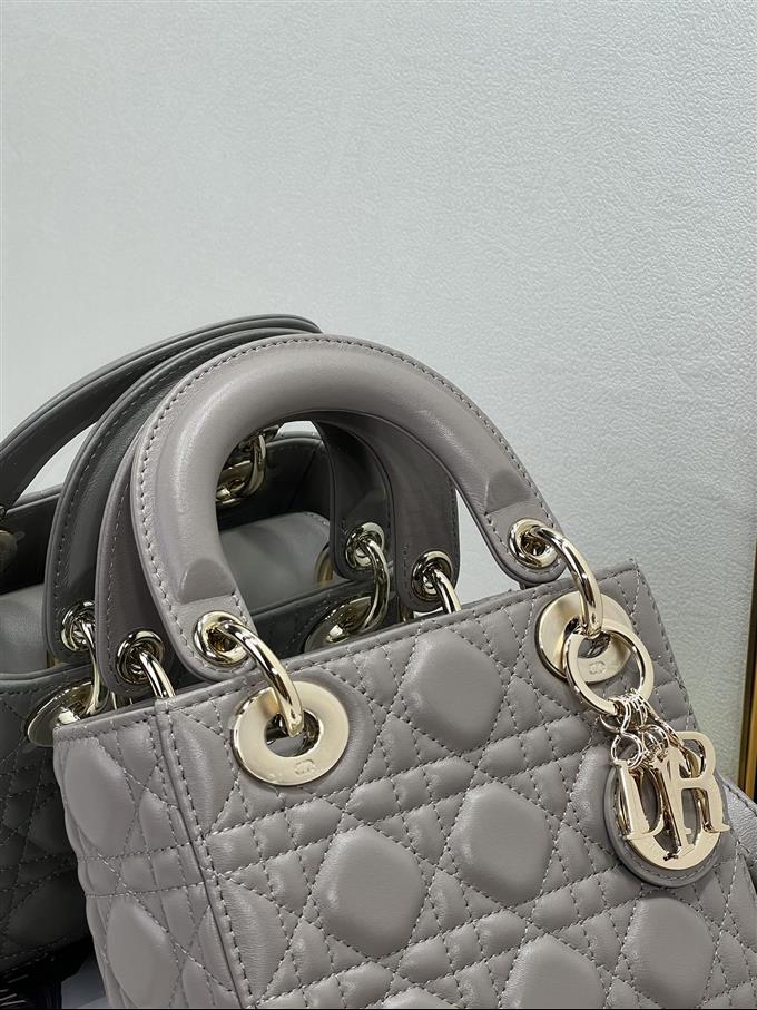 2025228Y600P212519295