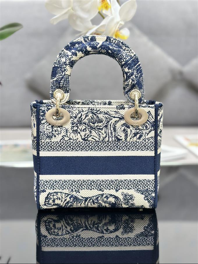 2025228Y600P212522589