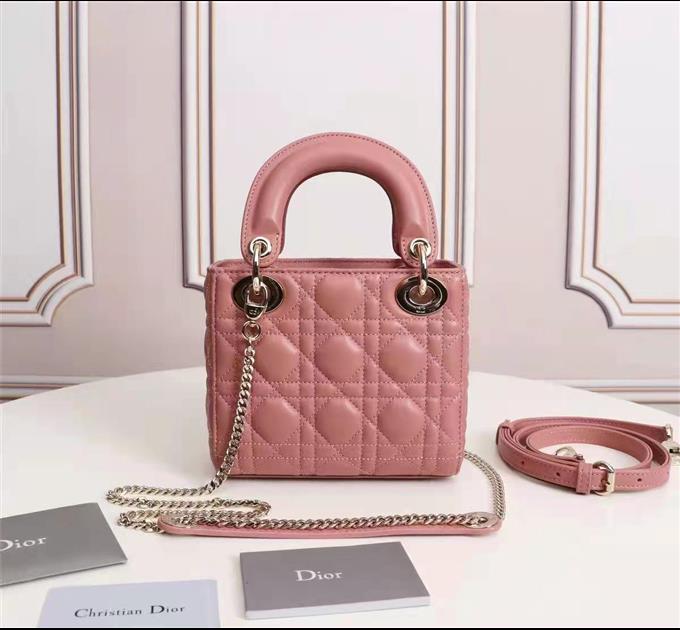 2025228Y600P212523262