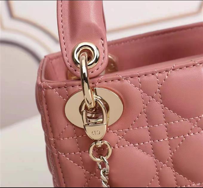 2025228Y600P212523292