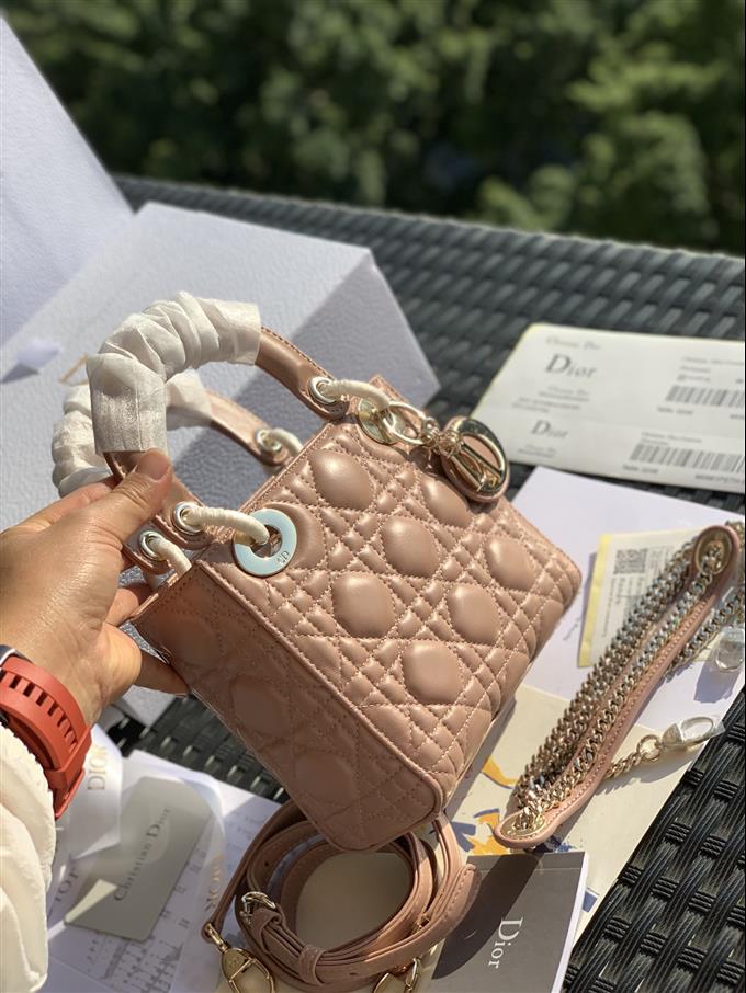 2025228Y900P211854500