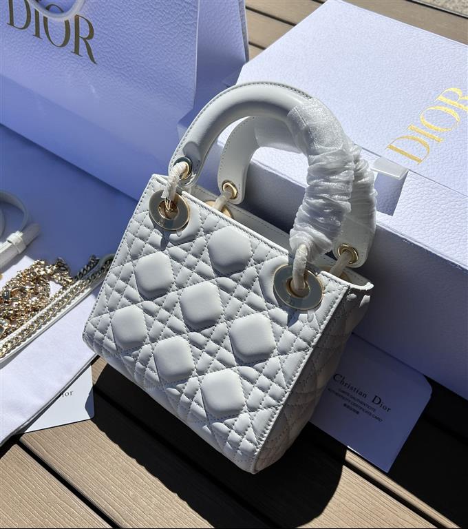 2025228Y900P221259280