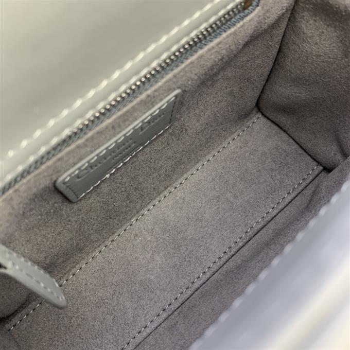 2025228Y650P205618958