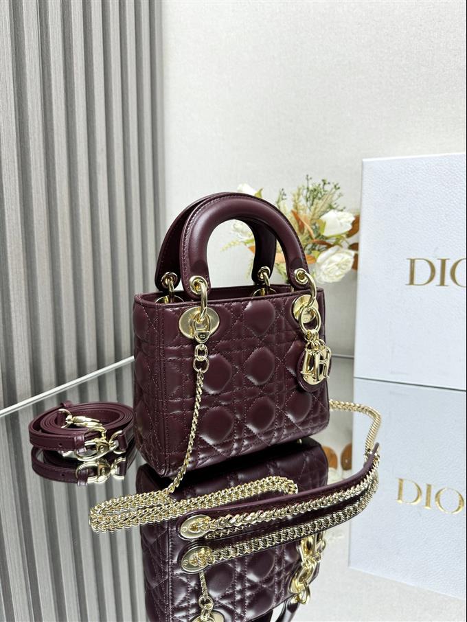 2025228Y650P205631532