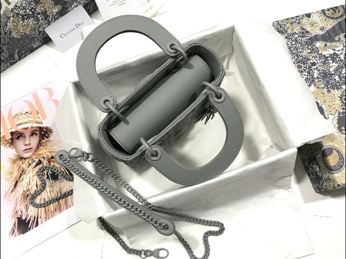 2025228Y650P211857236