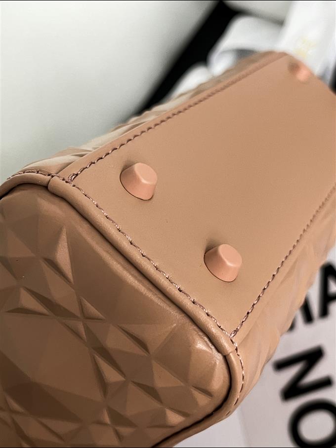 2025228Y650P212525262