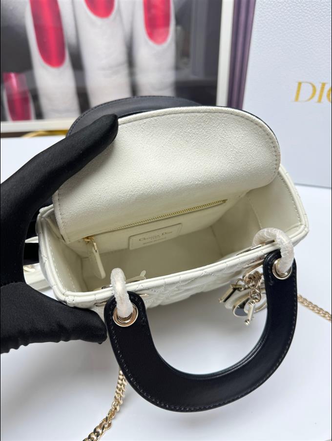 2025228Y680P212526386