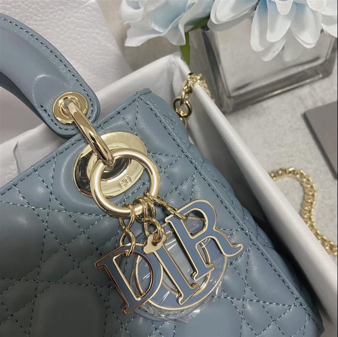 2025228Y700P205627138