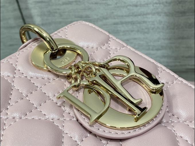 2025228Y700P205628867