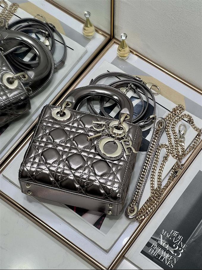 2025228Y700P212512468