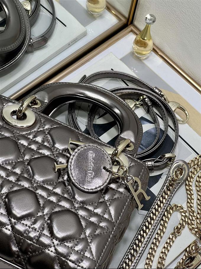 2025228Y700P212512500