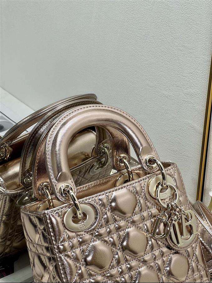 2025228Y700P212512802