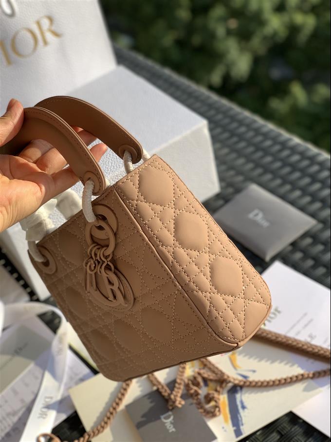 2025228Y900P205546293