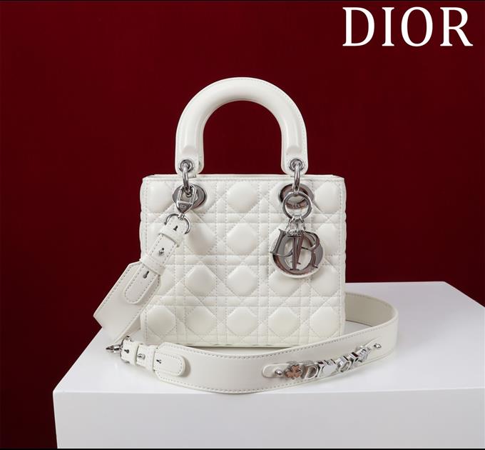 2025228Y650P211544410