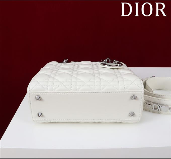 2025228Y650P211544458