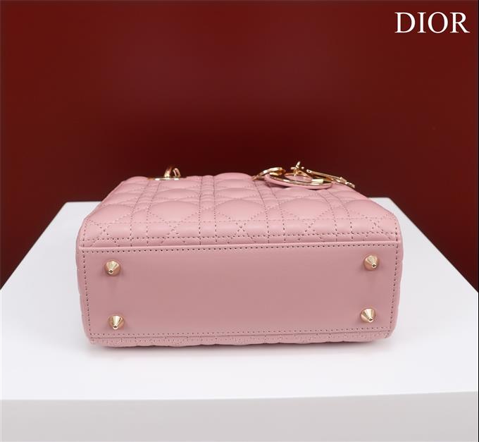 2025228Y650P211549945