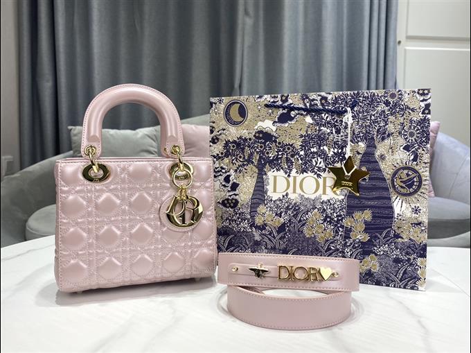 2025228Y650P211552225