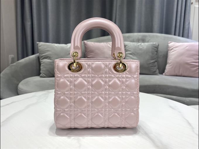 2025228Y650P211552273