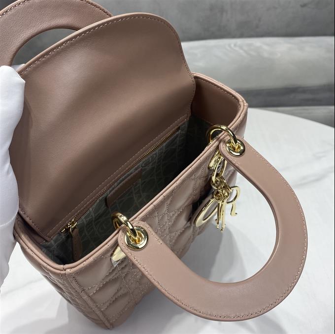 2025228Y650P21155322