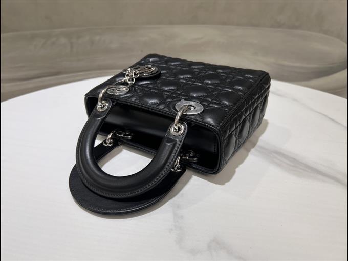 2025228Y650P211553992