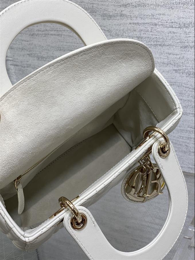 2025228Y650P211555436