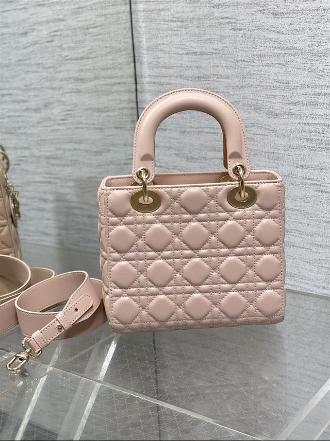 2025228Y650P211555672