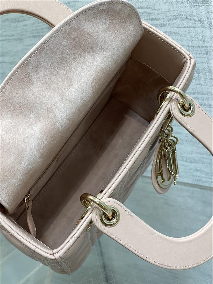 2025228Y650P211555719