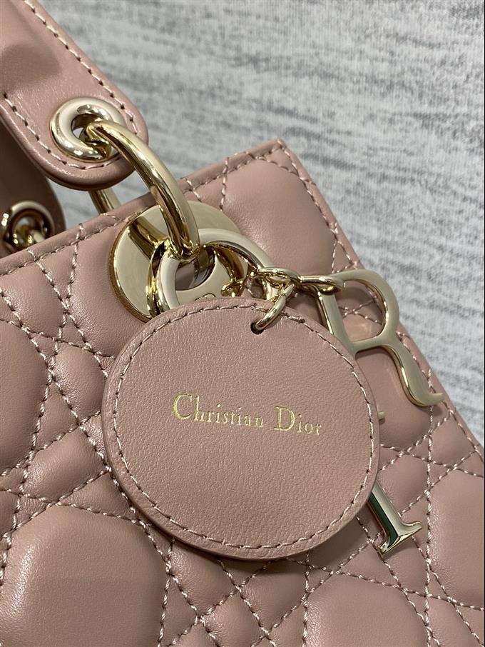 2025228Y650P211555939