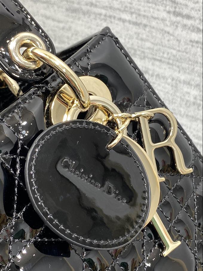 2025228Y650P211556783