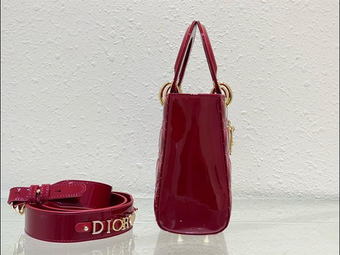 2025228Y650P211556925