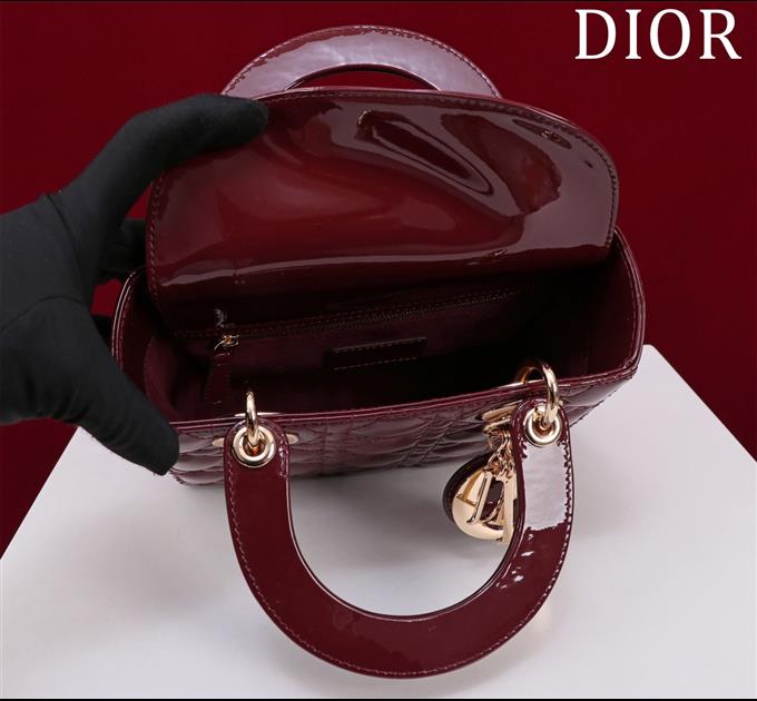 2025228Y650P211557632