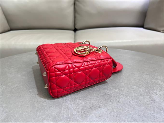 2025228Y650P211558476