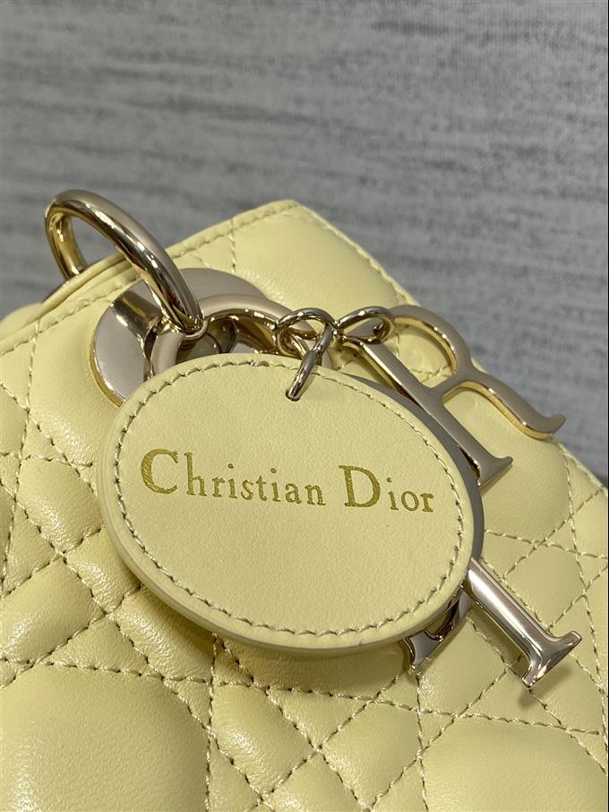 2025228Y650P211558726