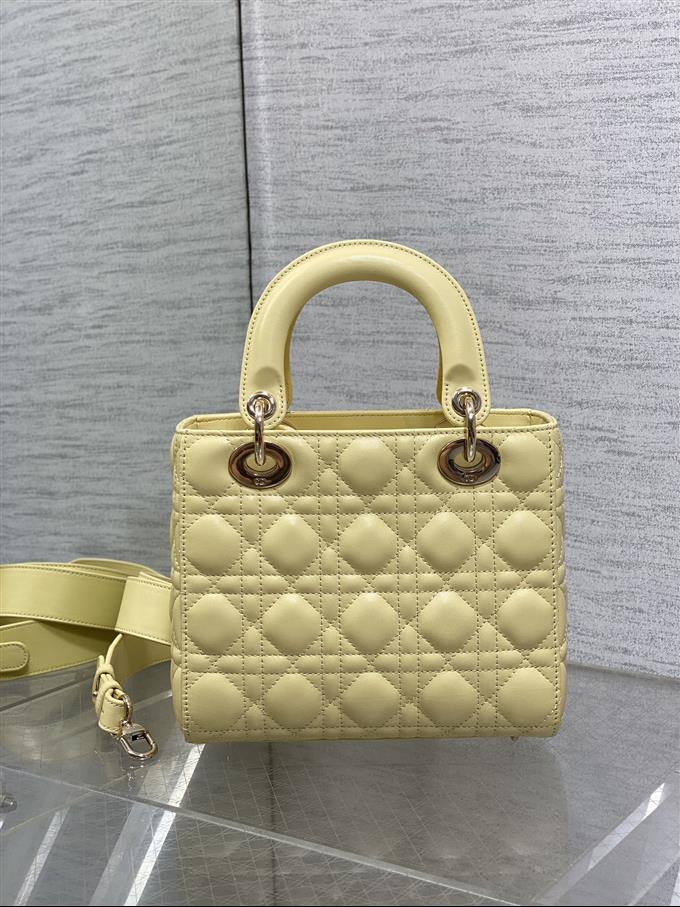 2025228Y650P211558742