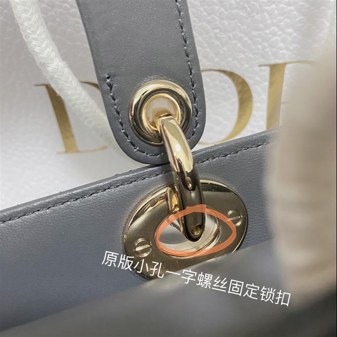 2025228Y650P211716139