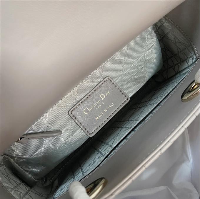 2025228Y650P211716468