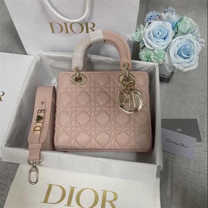 2025228Y650P211716515