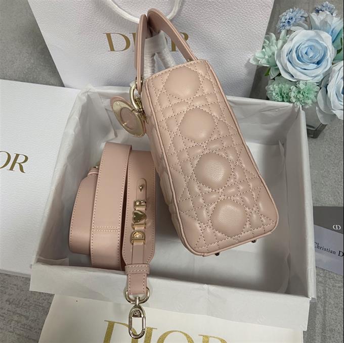 2025228Y650P211716595