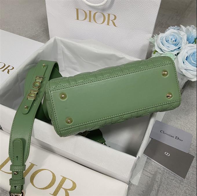 2025228Y650P211716785